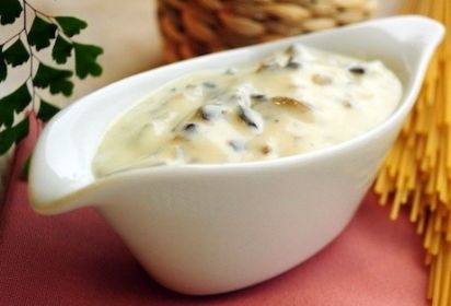 Грибной соус со сметаной из сушеных грибов, рецепт с фото, пошагово