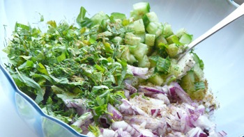 египетский салат с сыром фета и мятой
