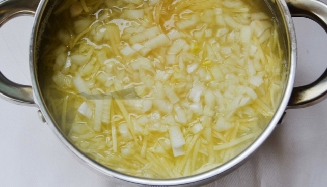 Латвийский молочный суп с рыбой