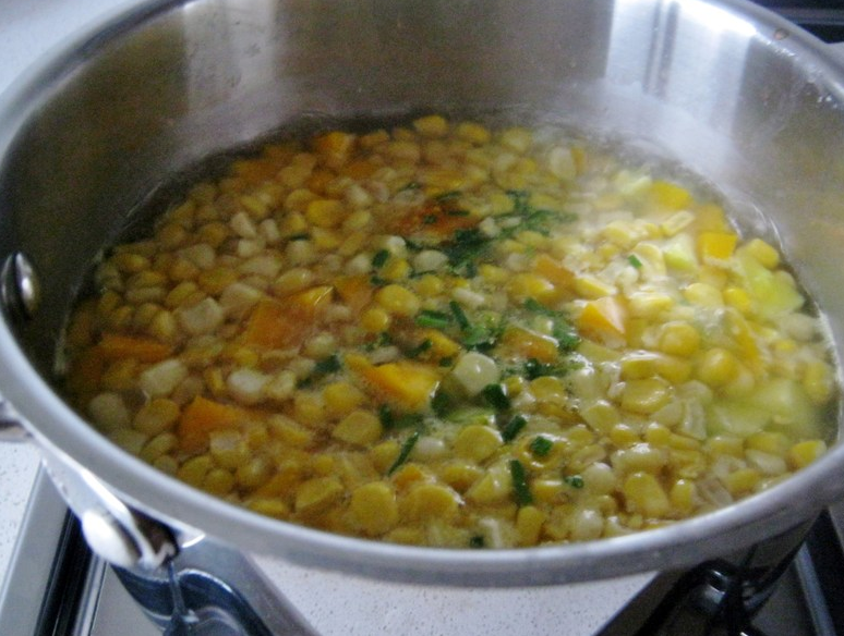 Суп-пюре из тыквы и кабачка