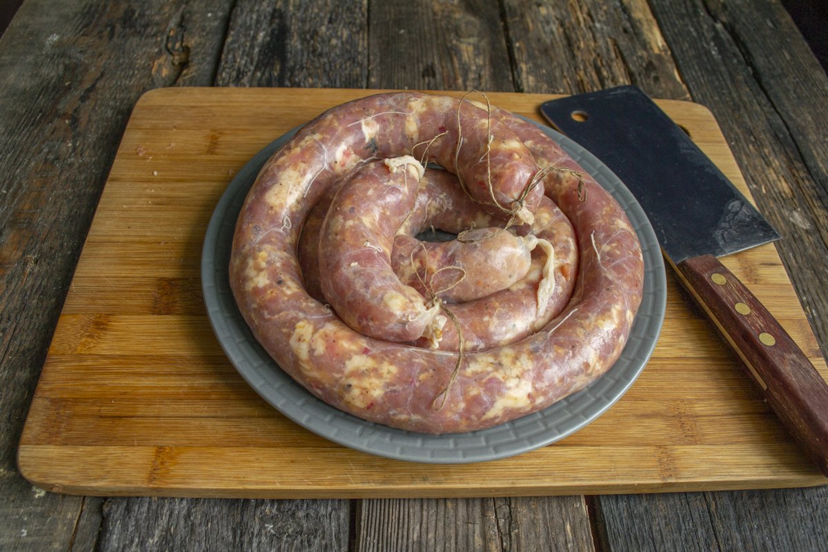 Домашняя колбаса из свинины в кишках рецепт с фото в домашних условиях пошагово