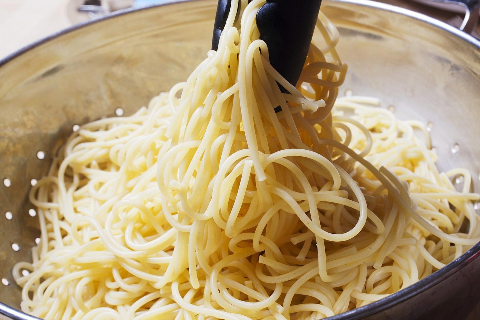 Отварить спагетти