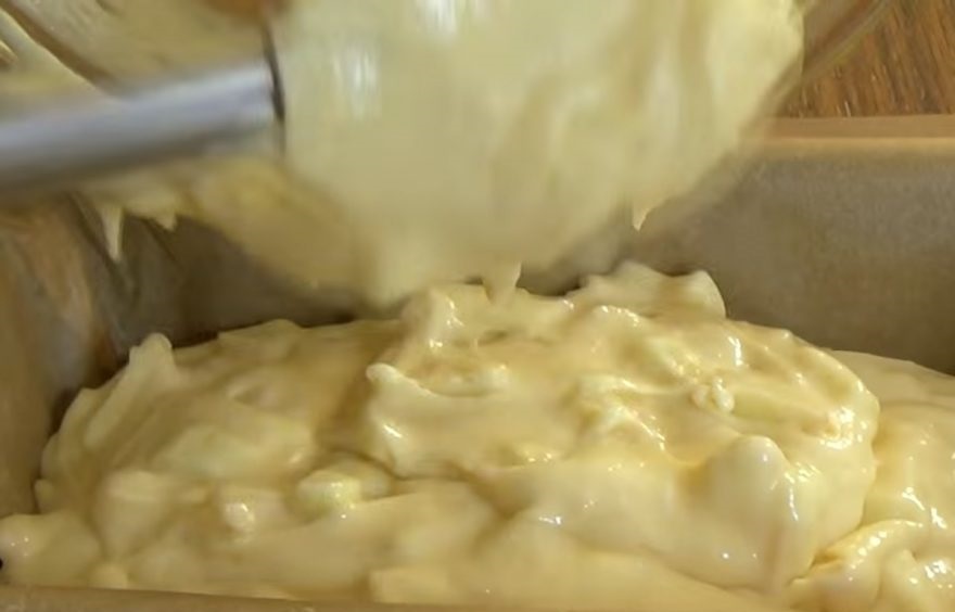 Кекс яблочный