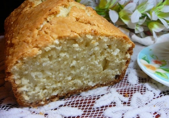 Кокосовый кекс на сметане