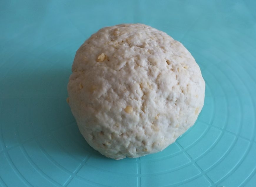 Лепешки с курицей и сыром на сковороде