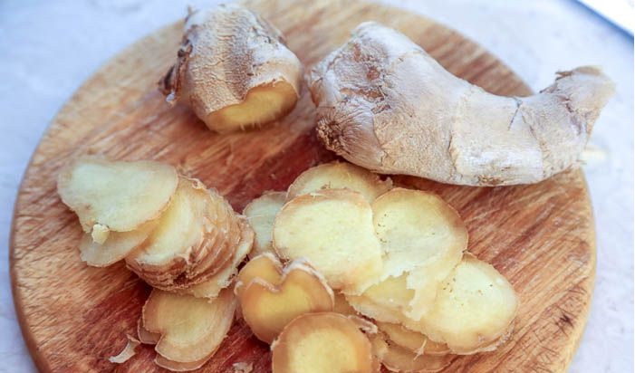 Напиток из имбиря и яблок для похудения