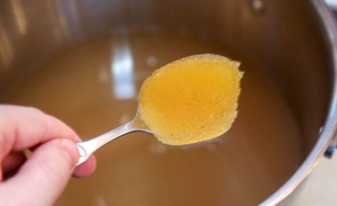 Напиток из яблок и имбиря для похудения