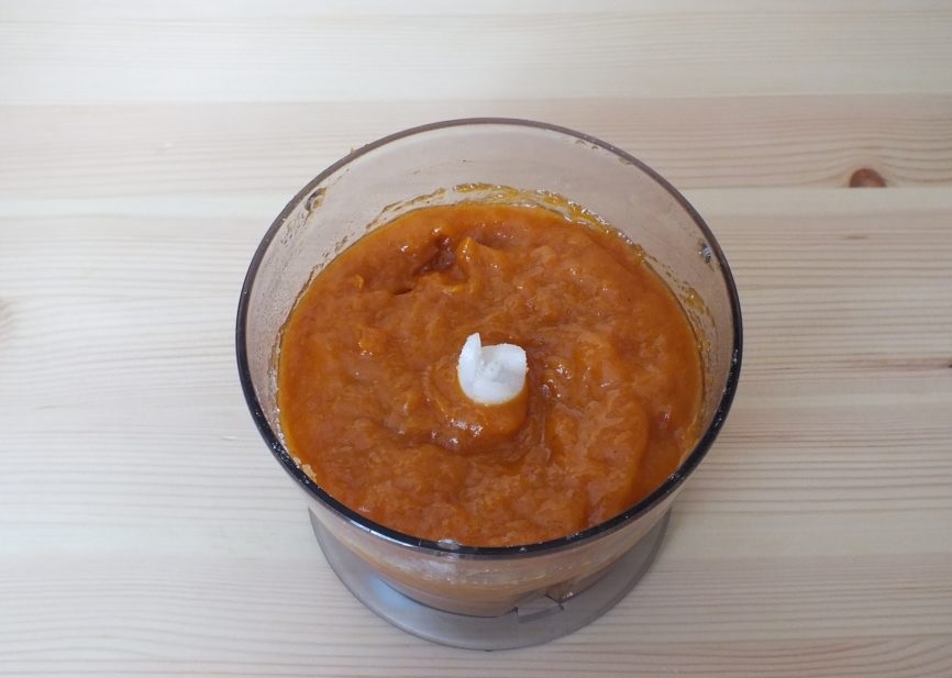 Пирог с курагой