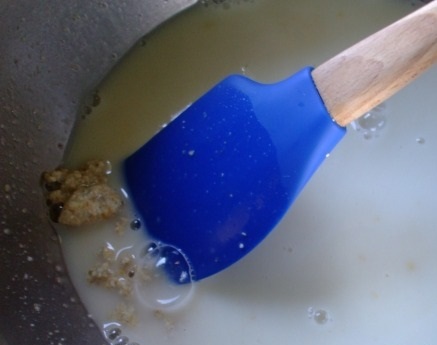 Пшенично-ржаной хлеб с семечками на закваске