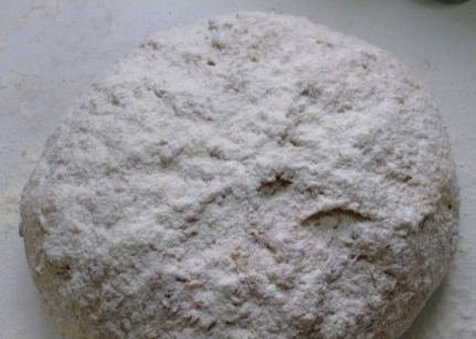 Пшенично-ржаной хлеб с семечками на закваске