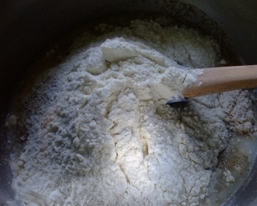 Пшенично-ржаной хлеб с семечками на закваске