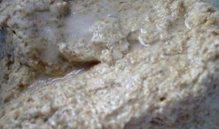 Пшенично-ржаной хлеб с семечками на закваске