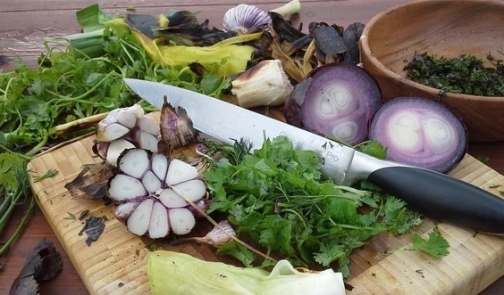 Салат из овощей на мангале