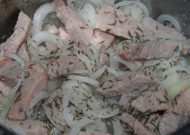 каварма по-болгарски из свинины в домашних условиях