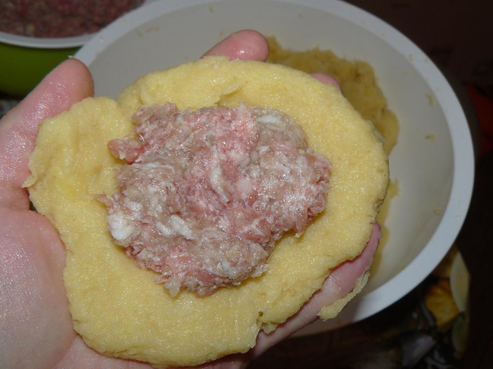 Пирожки из картофельного теста