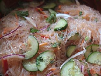 вьетнамский салат с рисовой лапшой рецепт с фото